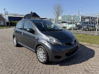 skadebil auto Toyota Aygo 1.0 12V AIRCO 2010/5