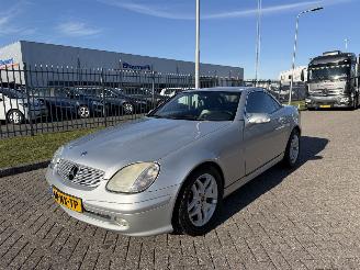 krockskadad bil auto Mercedes SLK 200 K Special Edition 2004/3