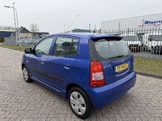 Kia Picanto 1.0 45Kw picture 3