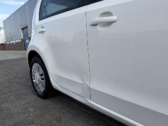 Volkswagen Up! 1.0 44Kw AIRCO - NAVI picture 9
