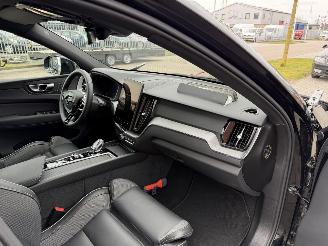 Volvo Xc-60 2.0 T8 AWD Plug-in Hybrid Black Edition picture 34