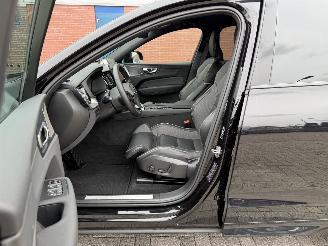 Volvo Xc-60 2.0 T8 AWD Plug-in Hybrid Black Edition picture 13