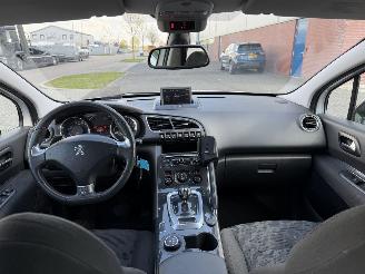 Peugeot 3008 2.0 HDI Hybrid4  Clima - Navi picture 13