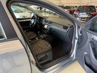 Skoda Octavia 1.2 TSI 77Kw Clima - Navi picture 18