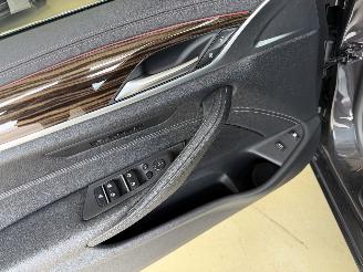 BMW 5-serie 520e Plug-In Hybrid picture 16
