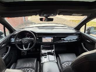 Audi SQ7 4.0 V8 TDI Grijs Kenteken picture 24