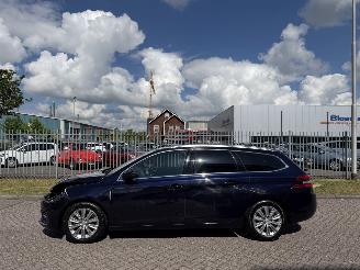skadebil auto Peugeot 308 SW 1.5 Blue HDI 96Kw NAVI Euro6 2019/9