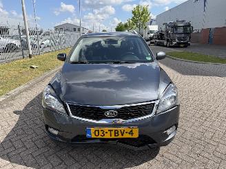 Kia Cee d Sporty wagon 1.4 CVVT 77Kw AIRCO picture 7