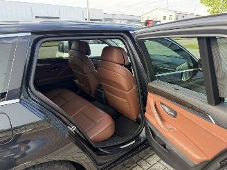 BMW 5-serie 530d 245 Pk - Clima - Navi picture 17