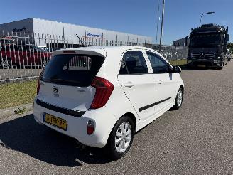 Kia Picanto 1.2 CVVT 63Kw  AIRCO picture 8