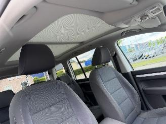 Volkswagen Touran 1.4 TSI HighLine 7 Persoons Clima picture 18