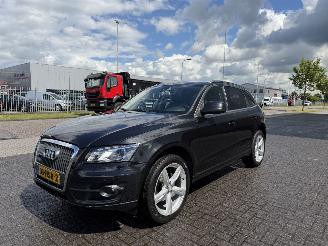 krockskadad bil auto Audi Q5 2.0 TFSI quattro Clima - Navi 2009/2