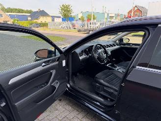Volkswagen Passat 2.0 TDI 140kw Edition R picture 14
