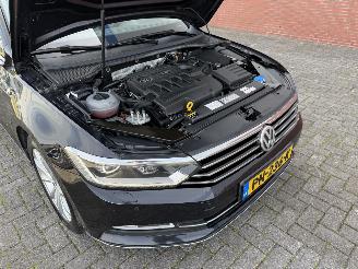 Volkswagen Passat 2.0 TDI 140kw Edition R picture 33