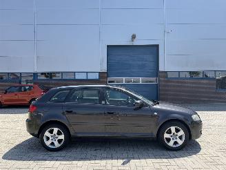 Unfallwagen Audi A3 1.6 85kw Clima 2007/6