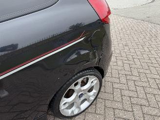 Ford Fiesta 1.6 Sport picture 24