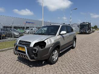 Hyundai Tucson 2.0 Style 104Kw  CLIMA picture 4