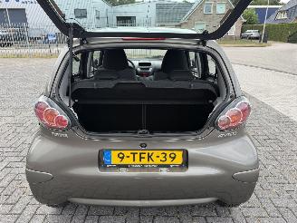Toyota Aygo 1.0 VVT-i Now 50kw AIRCO picture 13