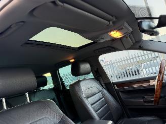 Volkswagen Touareg 3.0 V6 TDI 165Kw Clima - Luchtvering picture 24