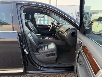 Volkswagen Touareg 3.0 V6 TDI 165Kw Clima - Luchtvering picture 22