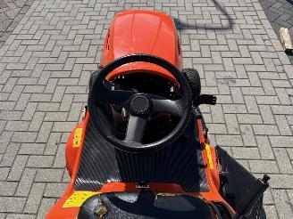 Kubota  T1670 Zitmaaier picture 21