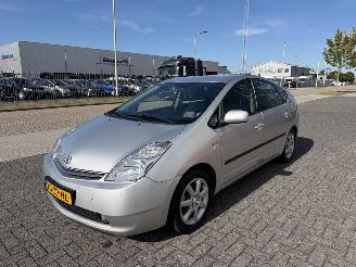 skadebil auto Toyota Prius 1.5 VVT-i Hybrid 183.000km!!! 2008/1