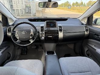 Toyota Prius 1.5 VVT-i Hybrid 183.000km!!! picture 12