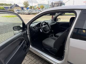 Ford Fiesta 1.3  Style picture 8