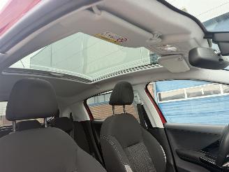 Peugeot 208 1.2 60Kw AUTOMAAT Clima - Navi picture 26