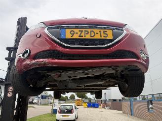 Peugeot 208 1.2 60Kw AUTOMAAT Clima - Navi picture 14