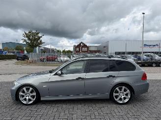 BMW 3-serie 320i  Automaat picture 2
