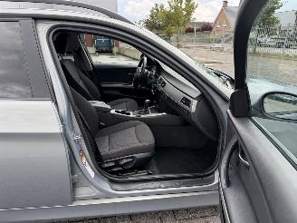 BMW 3-serie 320i  Automaat picture 19