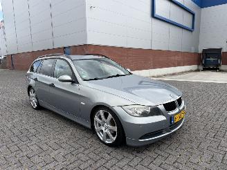 BMW 3-serie 320i  Automaat picture 4