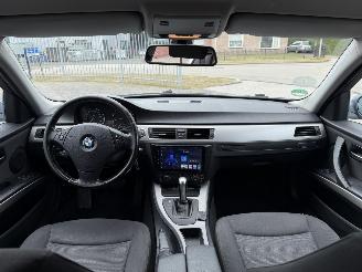 BMW 3-serie 320i  Automaat picture 15