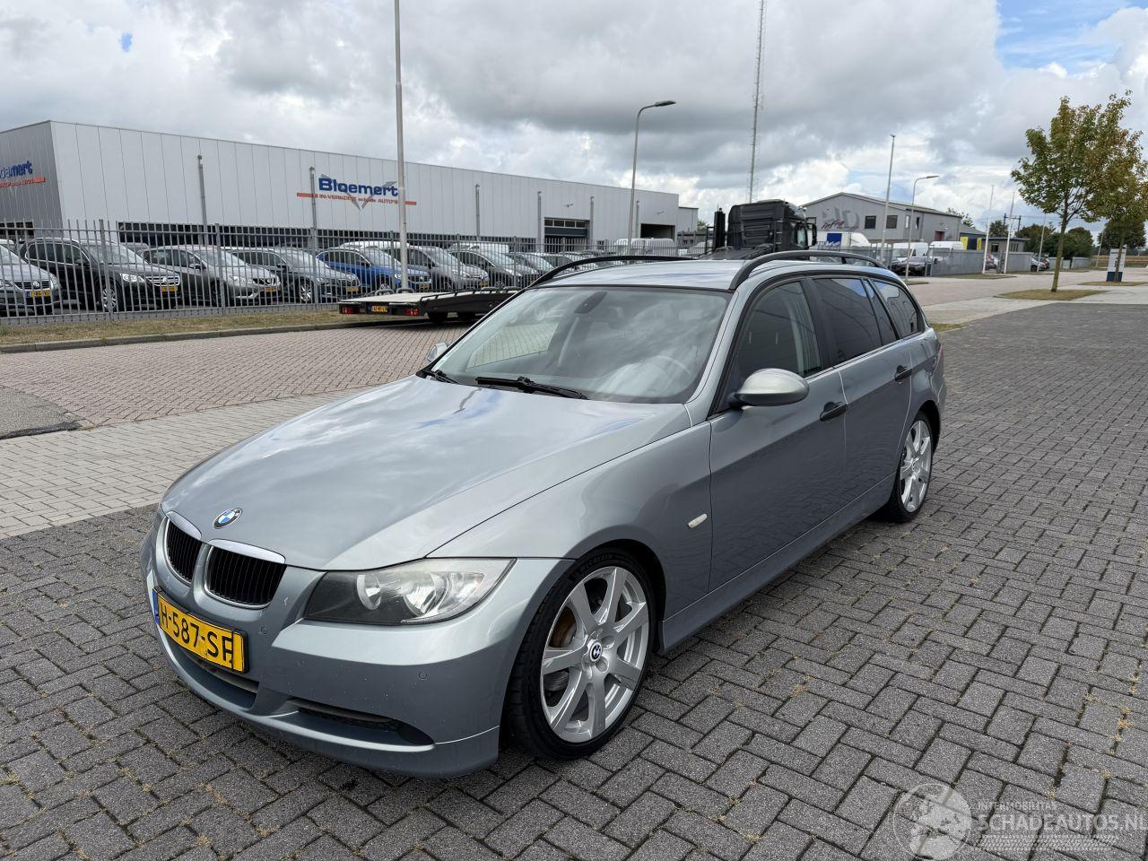 BMW 3-serie 320i  Automaat