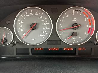 BMW X5 4.6 is picture 26