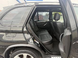 BMW X5 4.6 is picture 21