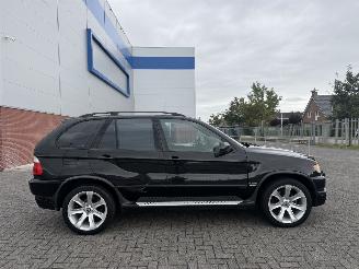 BMW X5 4.6 is picture 5