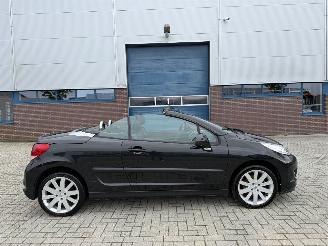 Vaurioauto  passenger cars Peugeot 207 CC 1.6 VTi 88kw 2010/6