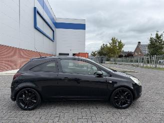 Opel Corsa 1.4 16V Cosmo 74Kw AIRCO picture 4