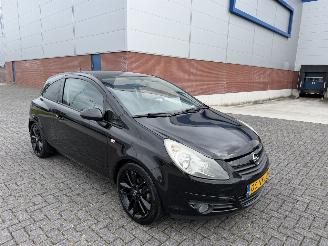 Opel Corsa 1.4 16V Cosmo 74Kw AIRCO picture 5