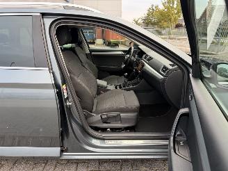 Skoda Superb 1.6 TDI 88Kw Clima - Navi picture 26