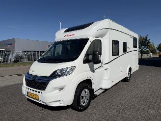 krockskadad bil camper Dethleffs  Just  T7052 Hefbed - Dakairco - 34.000 KM 2021/8