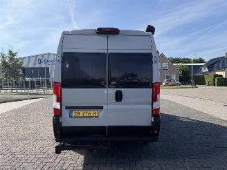 Challenger  Vany Elegance V124  2.3 Automaat picture 10