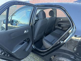 Kia Picanto 1.0 Dynamic Line AIRCO picture 14