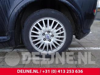 Volvo C-30 C30 (EK/MK), Hatchback 3-drs, 2006 / 2012 1.6 D2 16V picture 25