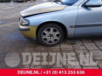 Volvo S-60 S60 I (RS/HV), Sedan, 2000 / 2010 2.4 20V 140 picture 16