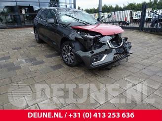 Coche siniestrado Volvo V-60 V60 II (ZW), Combi, 2018 2.0 B3 16V Mild Hybrid Geartronic 2022/1