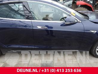 Tesla Model S Model S, Liftback, 2012 / 2026 85 picture 32