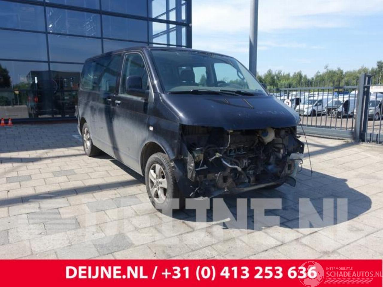 Volkswagen Transporter Transporter T5, Van, 2003 / 2015 2.5 TDi